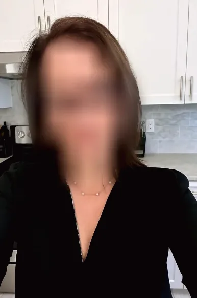 Amina, 38
