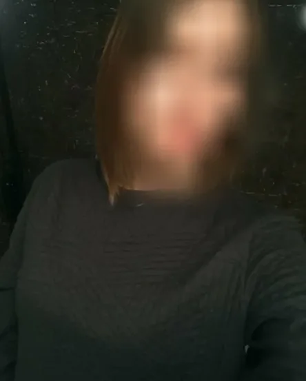 Andrea, 24