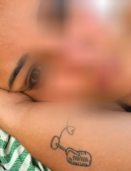 Clara, 37