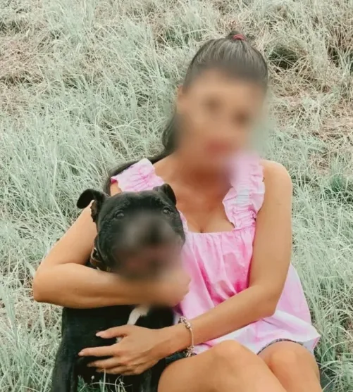 Clara, 36