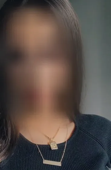 Emma, 30