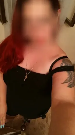 Josefine, 34