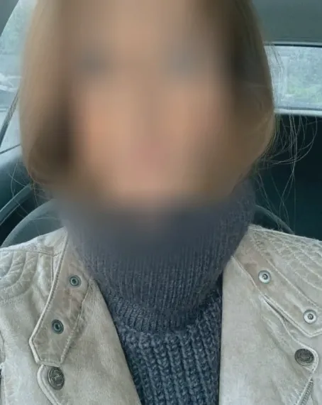 Katrine, 37