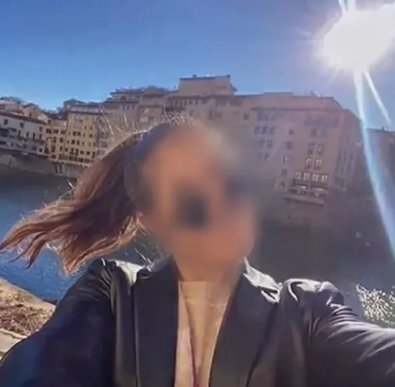 Louise, 27