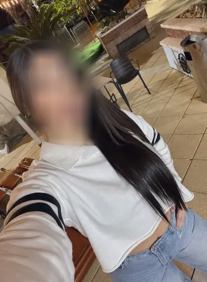 Mathilde, 24