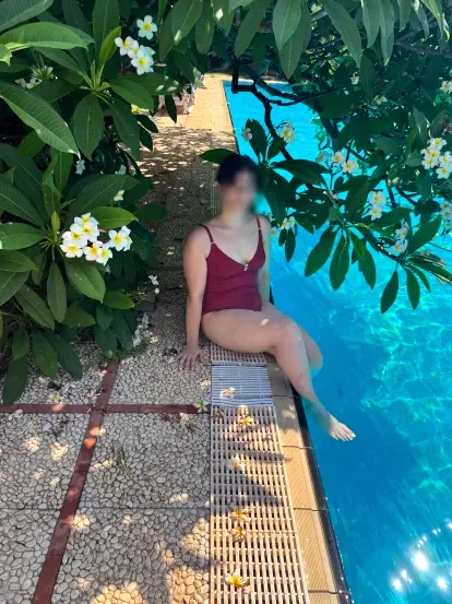 Milica, 33