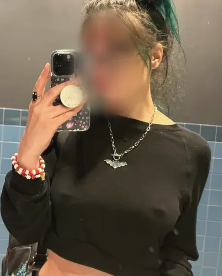 Naja, 28