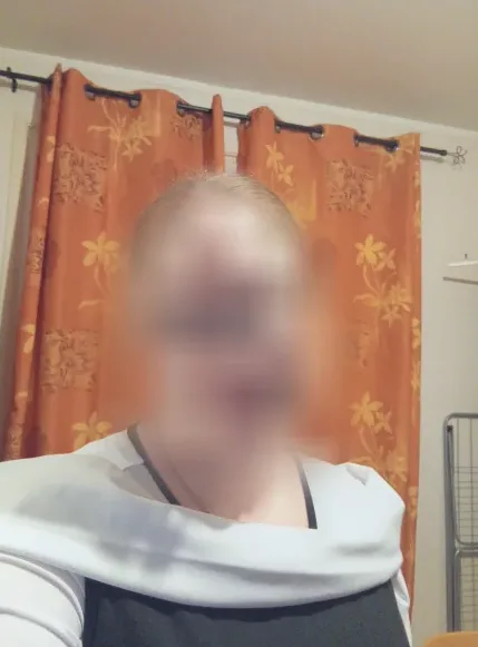 Signe, 37