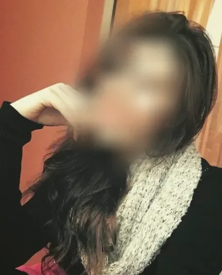 Simone, 28