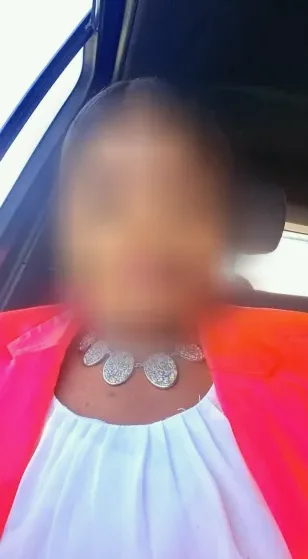 Tilde, 40
