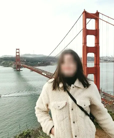Tilde, 28