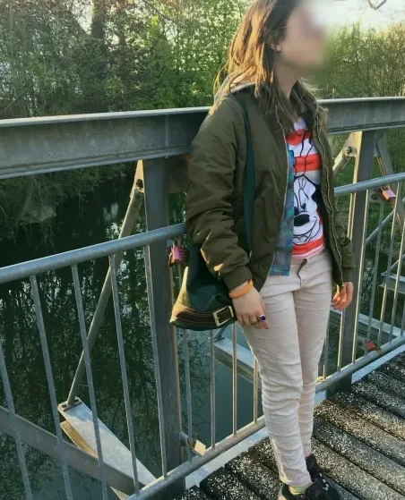 Winnie, 24